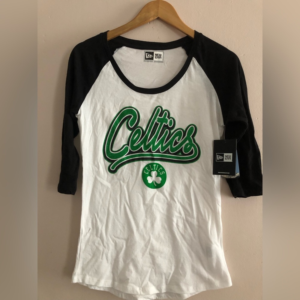 Authentic women’s Celtics tee NWT